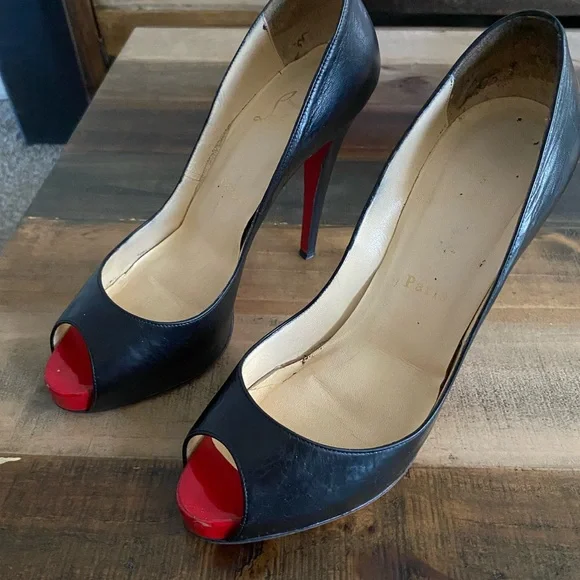 Christian Louboutin Very Prive 120mm Heels - Picture 2 of 12